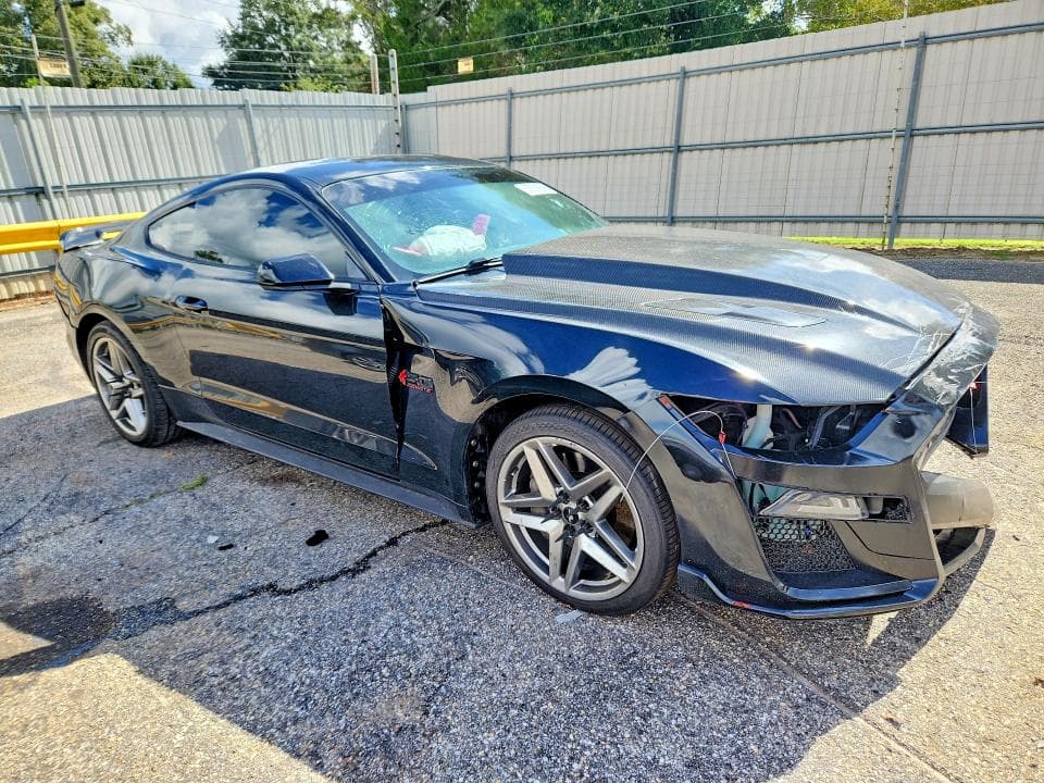 2017 FORD MUSTANG GT 4