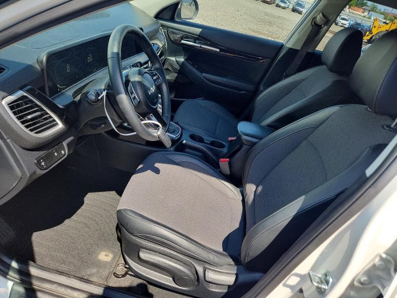 2025 KIA SELTOS S 7