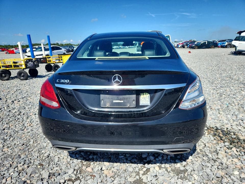 2017 MERCEDES-BENZ C 300 6