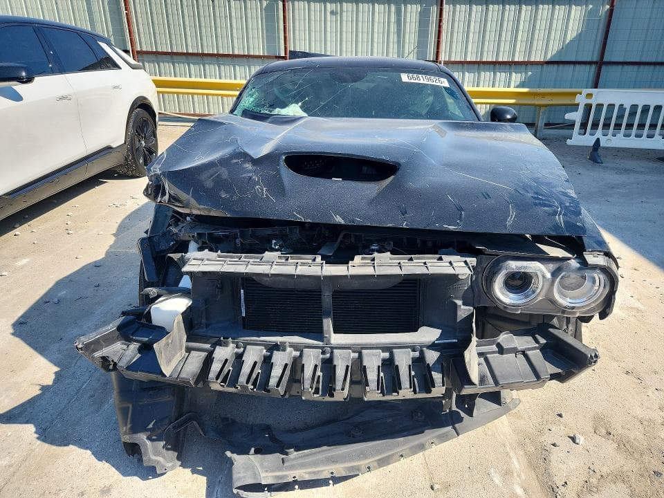 2022 DODGE CHALLENGER R/T 5