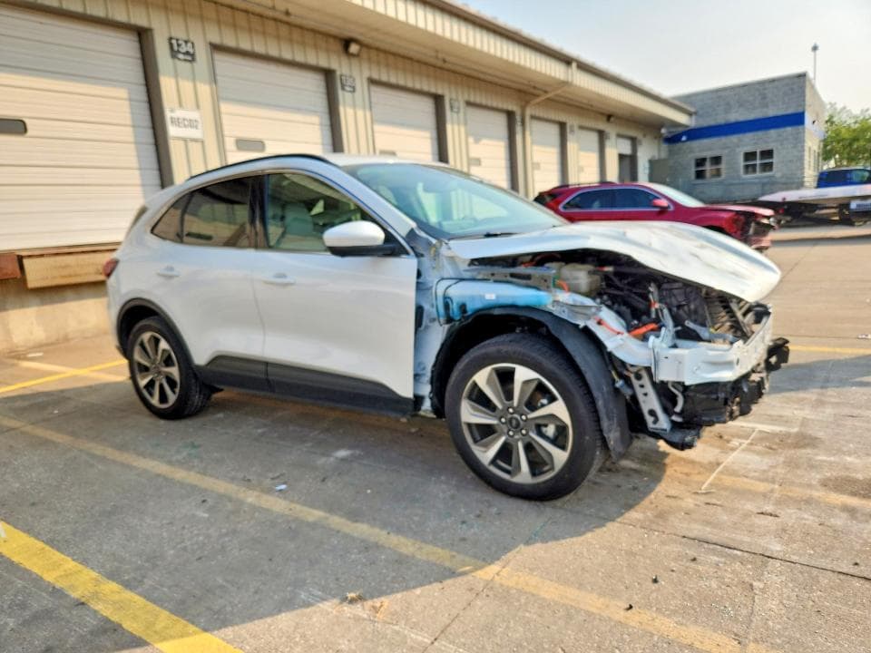 2024 FORD ESCAPE PLATINUM 4