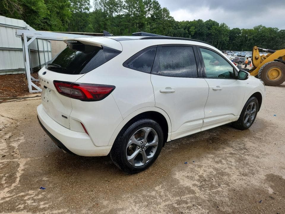 2024 FORD ESCAPE ST LINE SELECT 3