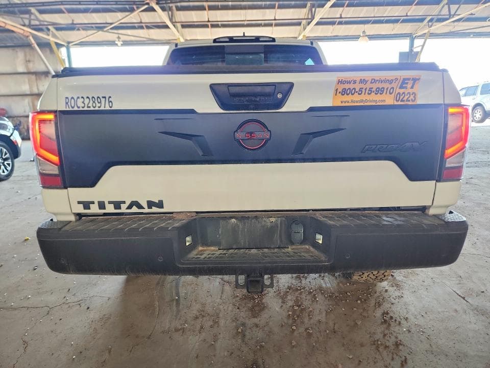 2024 NISSAN TITAN PRO-4X 6