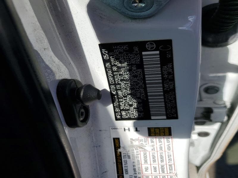 2021 TOYOTA PRIUS LE 12