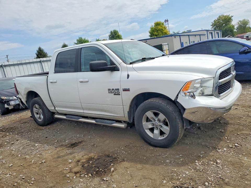 2019 RAM 1500 CLASSIC SLT 4