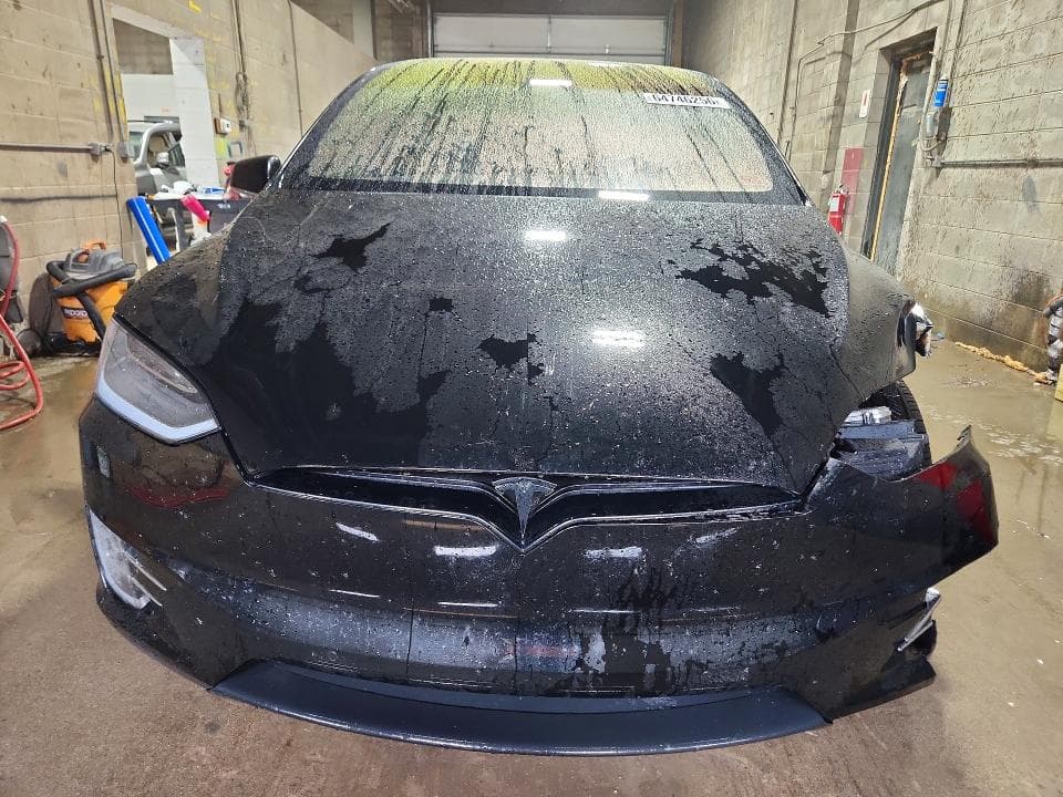 2018 TESLA MODEL X 5