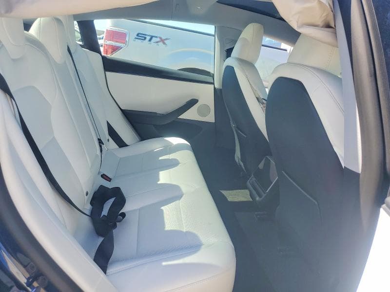 2026 TESLA MODEL 3 10