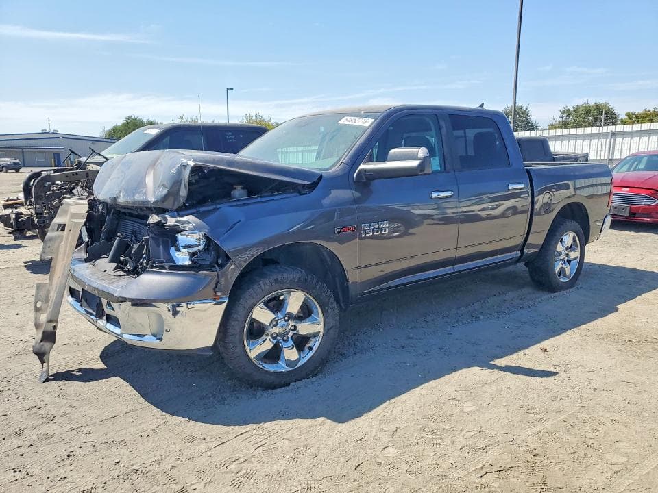 2018 RAM 1500 SLT - 1