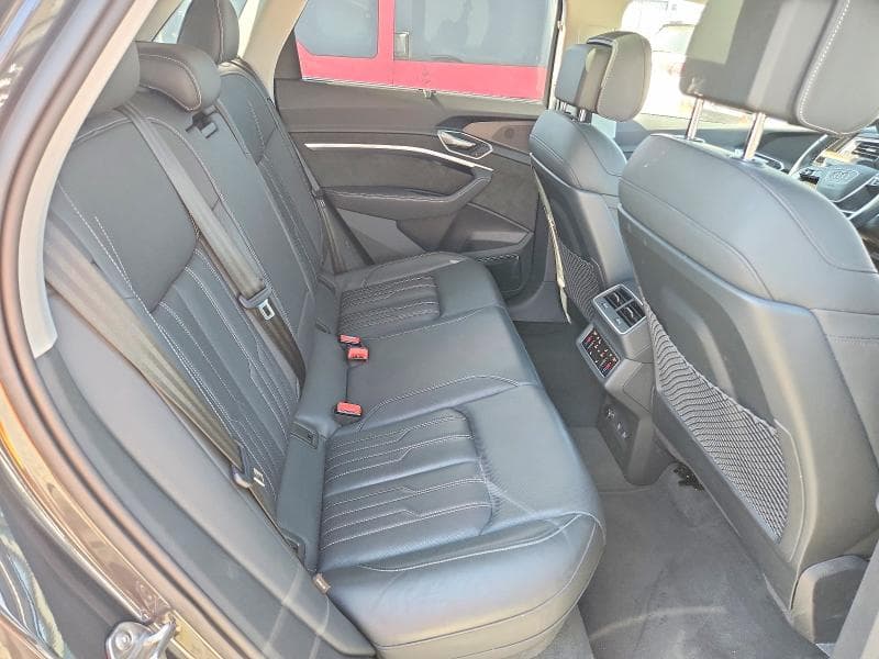 2019 AUDI E-TRON PRESTIGE 11