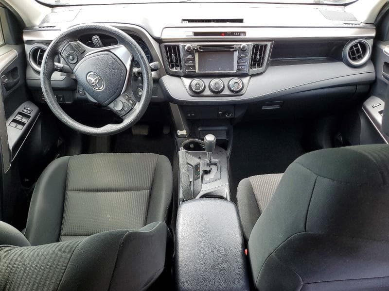 2018 TOYOTA RAV4 LE 8