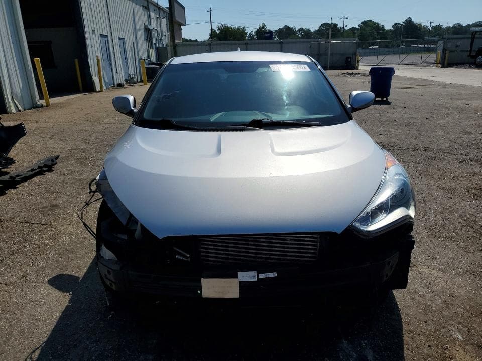 2017 HYUNDAI VELOSTER BASE 5