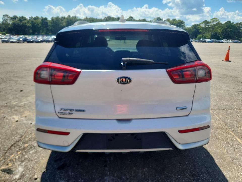 2017 KIA NIRO EX 6