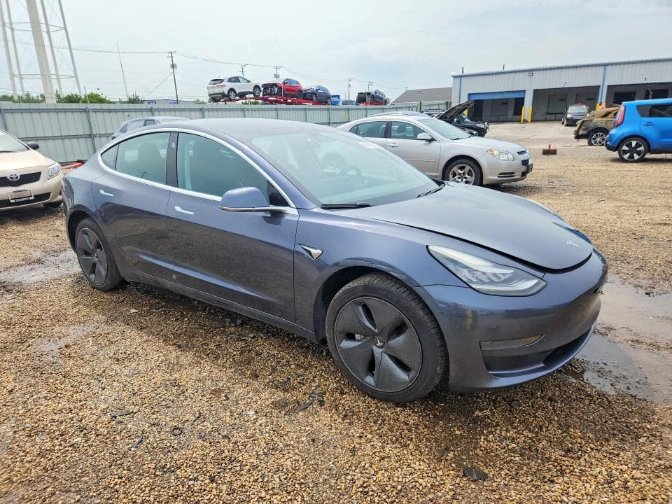 2019 TESLA MODEL 3 4