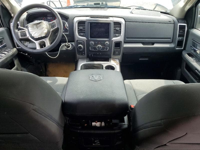 2023 RAM 1500 CLASSIC SLT 8