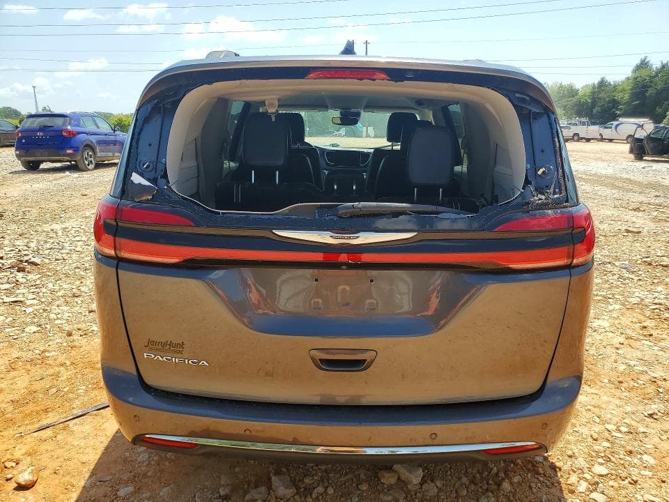 2022 CHRYSLER PACIFICA TOURING L 6