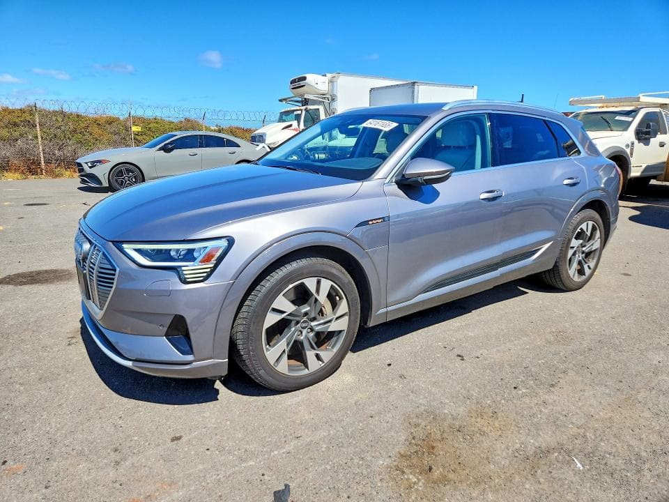 2022 AUDI E-TRON PREMIUM - 1
