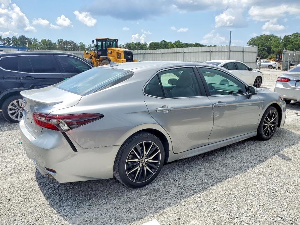 2023 TOYOTA CAMRY SE 3