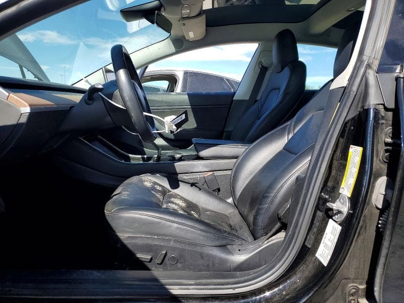 2019 TESLA MODEL 3 7