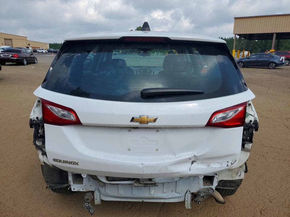 2018 CHEVROLET EQUINOX LS 6