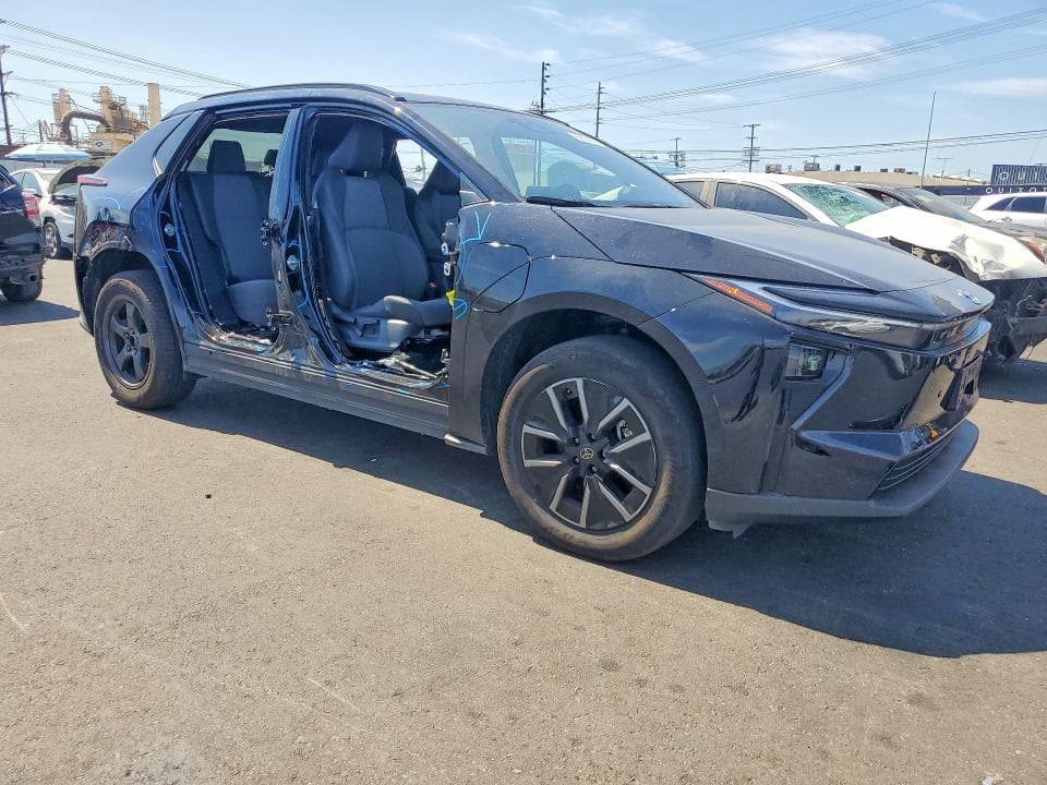 2026 TOYOTA BZ XLE PLUS 4