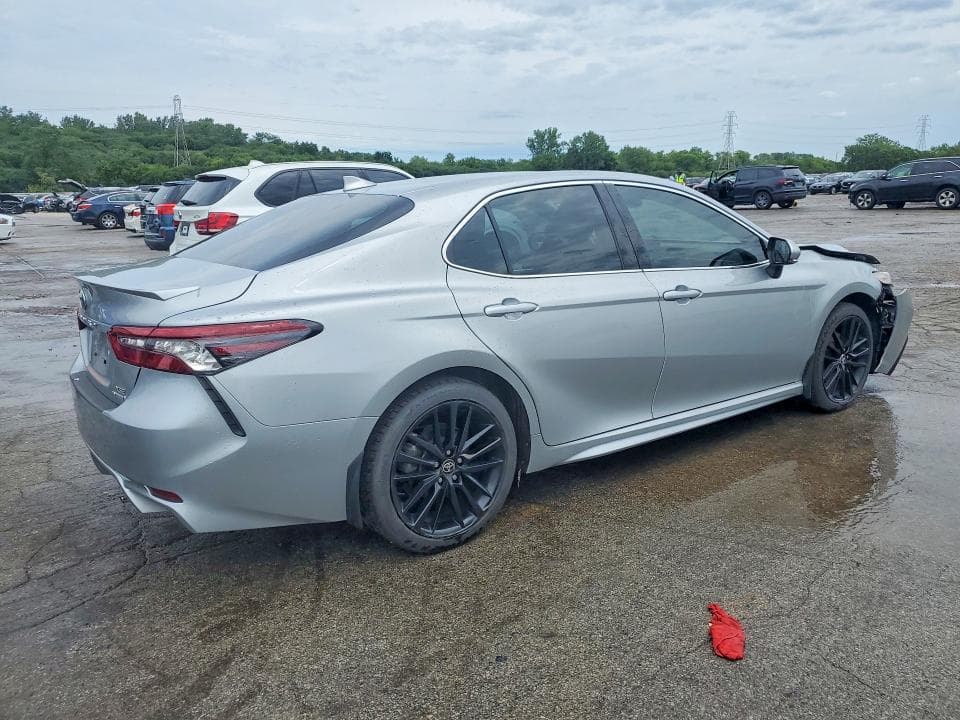 2024 TOYOTA CAMRY XSE 3