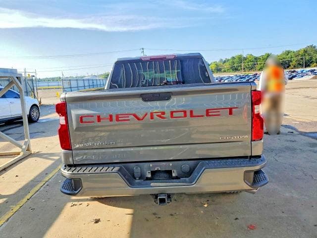 2020 CHEVROLET SILVERADO K1500 CUSTOM 6