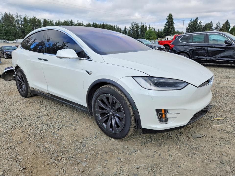 2019 TESLA MODEL X 4