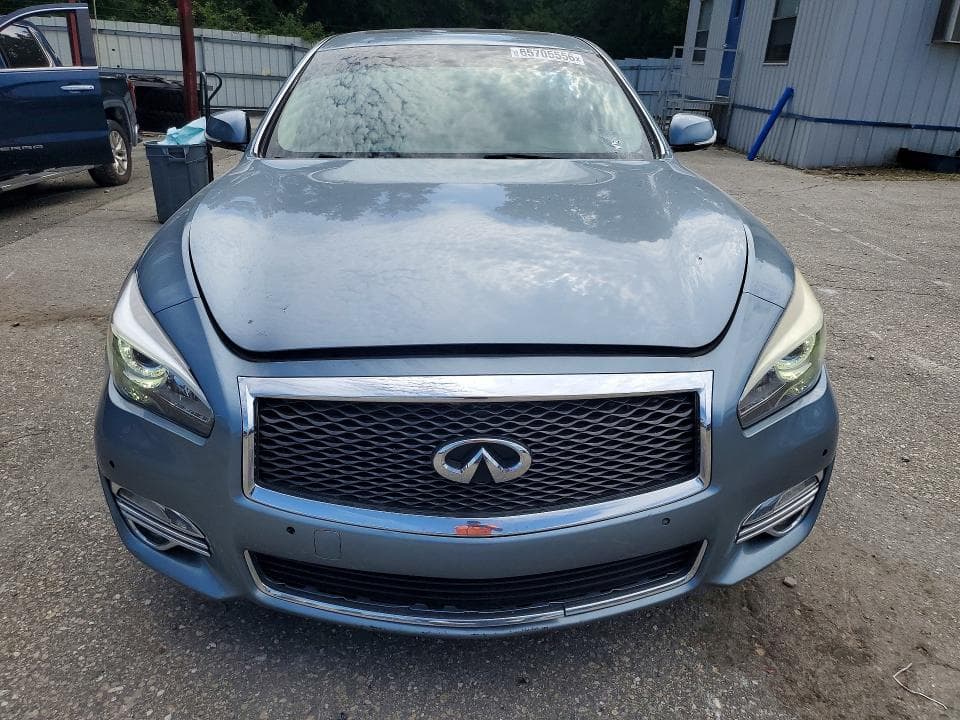 2018 INFINITI Q70 3.7 LUXE 5