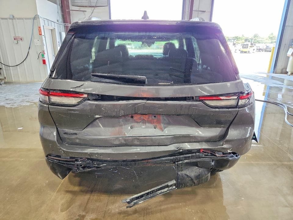 2025 JEEP GRAND CHEROKEE LAREDO 6