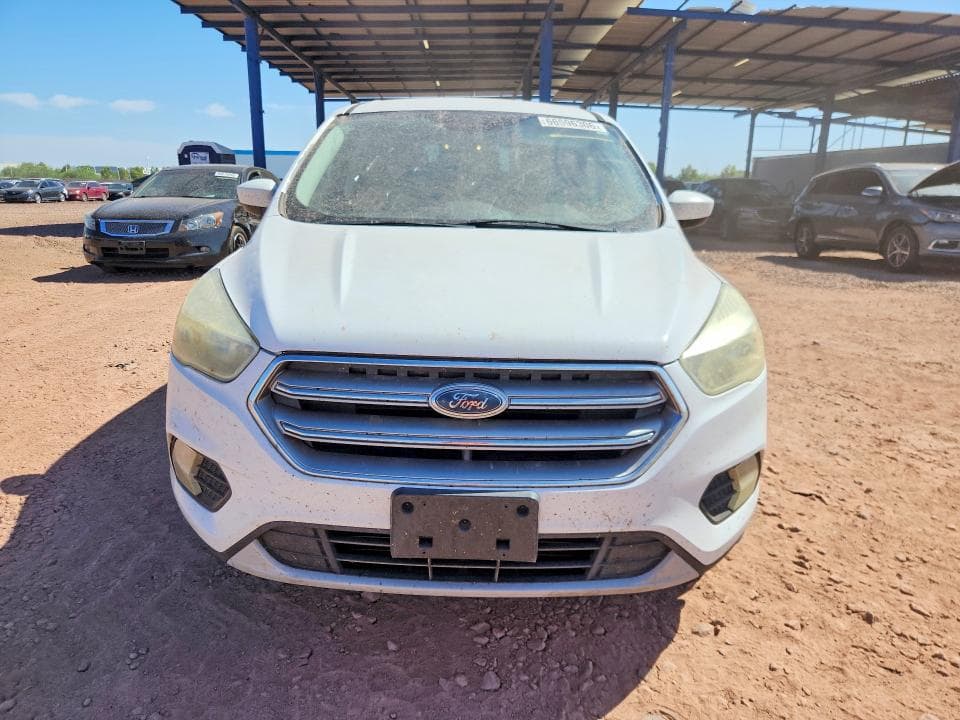 2017 FORD ESCAPE SE 5