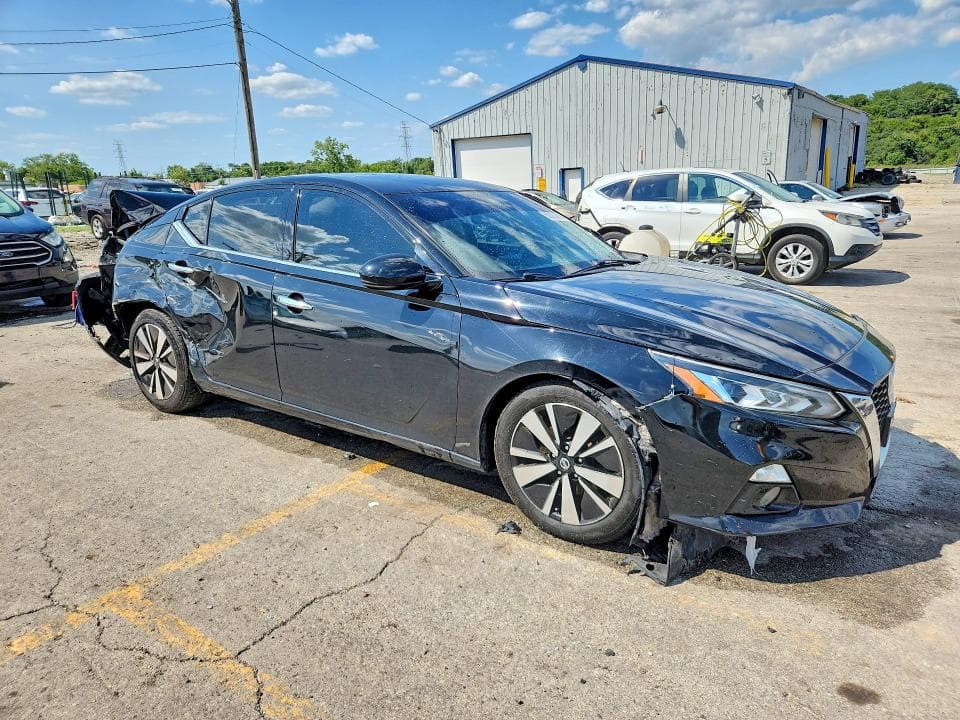2020 NISSAN ALTIMA SL 4