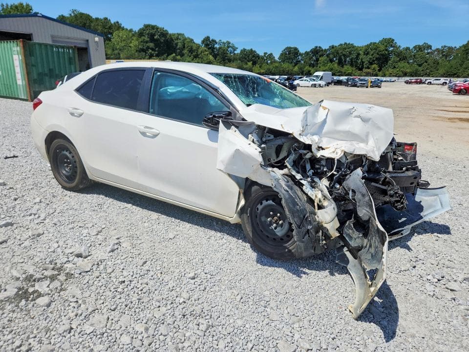 2017 TOYOTA COROLLA LE 4