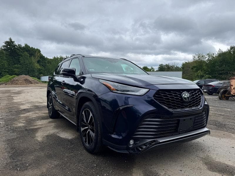 2021 TOYOTA HIGHLANDER XSE - 1