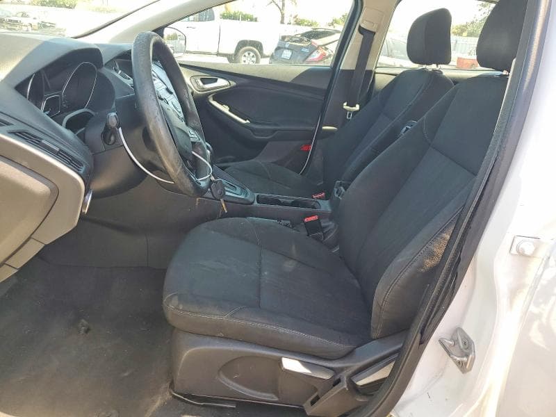 2017 FORD FOCUS SE 7