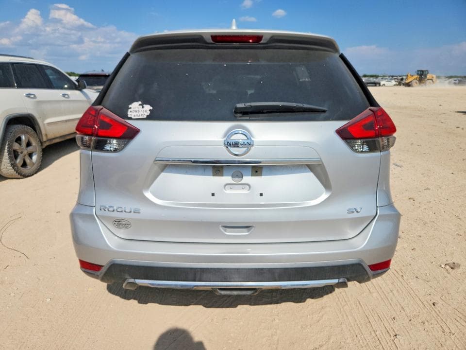 2017 NISSAN ROGUE SV 6