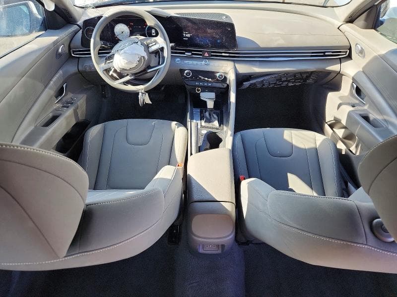 2024 HYUNDAI ELANTRA SEL 8