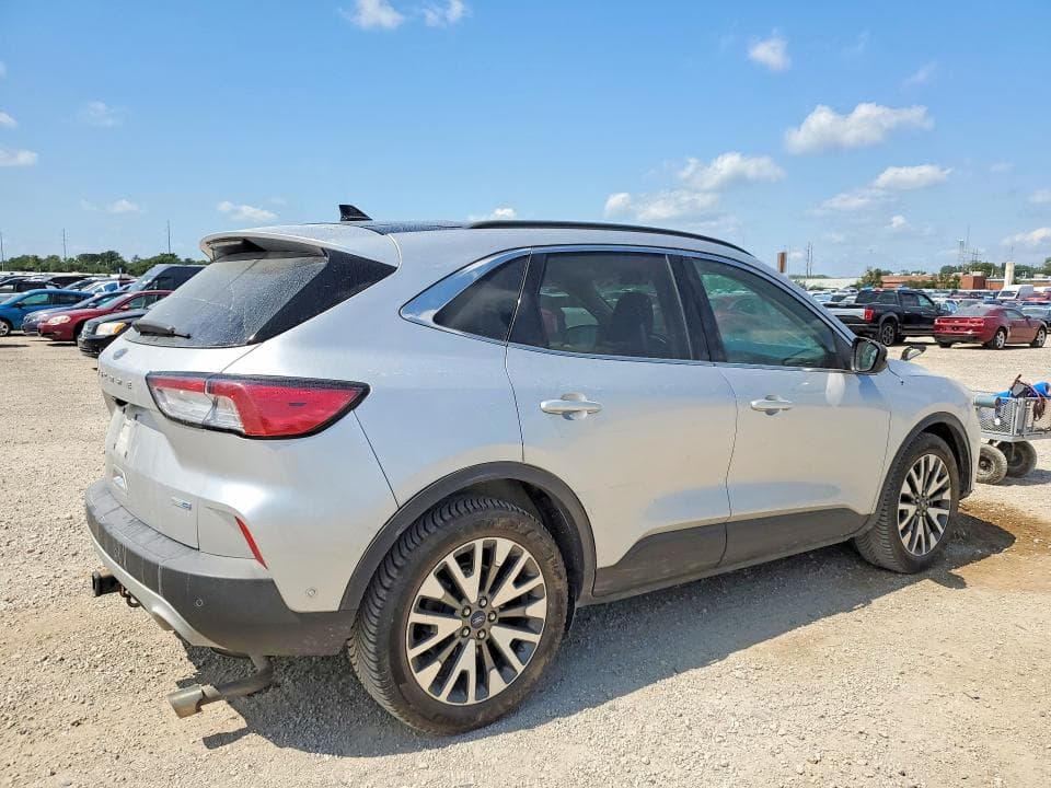 2020 FORD ESCAPE TITANIUM 3