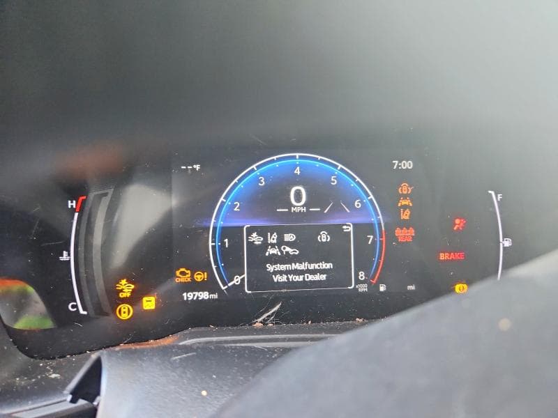 2026 TOYOTA COROLLA LE 9
