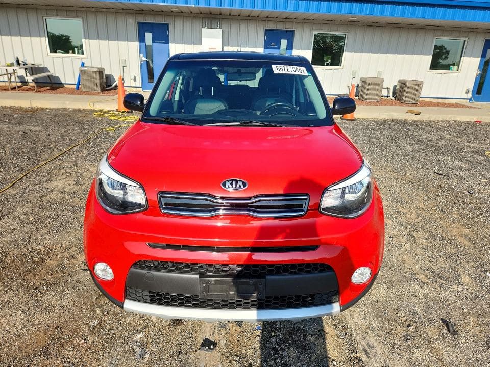 2019 KIA SOUL + 5