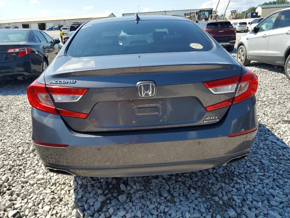 2018 HONDA ACCORD TOURING 6