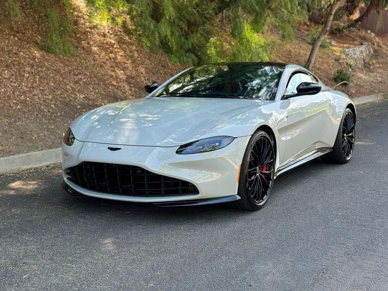 2023 ASTON MARTIN VANTAGE - 1