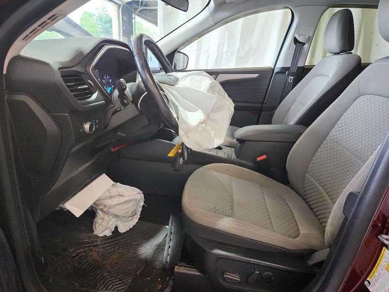 2021 FORD ESCAPE SE 7
