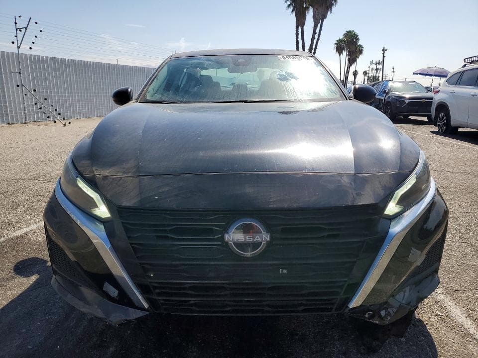 2023 NISSAN ALTIMA SV 5