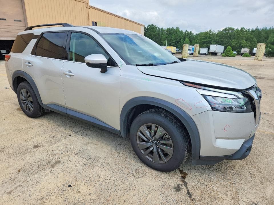 2024 NISSAN PATHFINDER SV 4