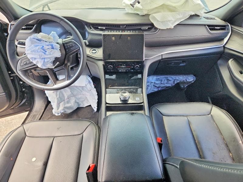 2025 JEEP GRAND CHEROKEE LIMITED 8