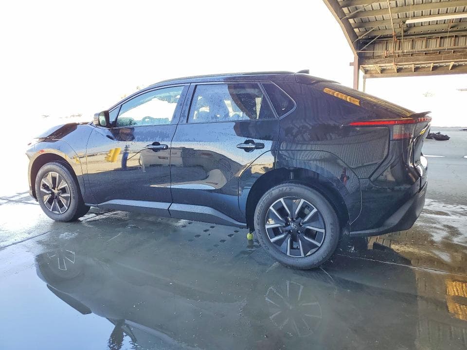 2026 TOYOTA BZ XLE PLUS 2