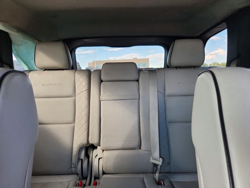 2017 JEEP GRAND CHEROKEE SUMMIT 10