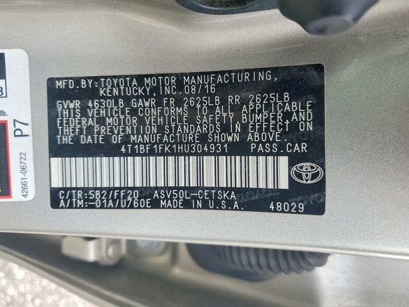 2017 TOYOTA CAMRY SE 12