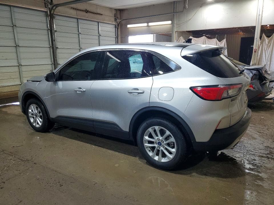 2020 FORD ESCAPE SE 2