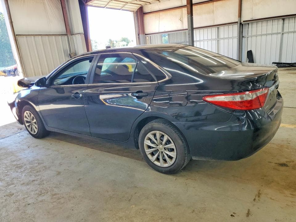 2017 TOYOTA CAMRY LE 2